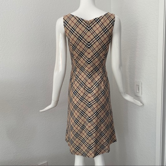 Burberry beige check twist front dress - Picture 5 of 9